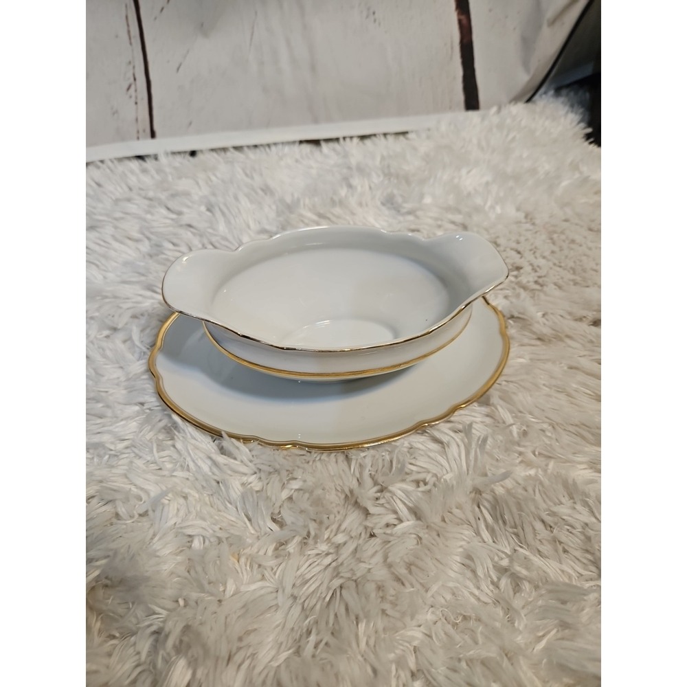 Paul‎ Muller Selb Bavaria Gravy Boat EUC